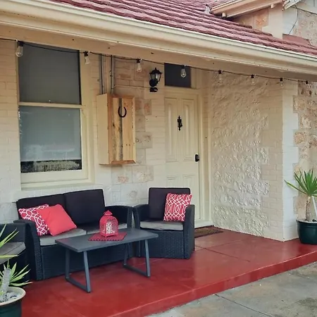 Charming 100 Yr Old Cottage In The Heart Of Moonta Exterior photo
