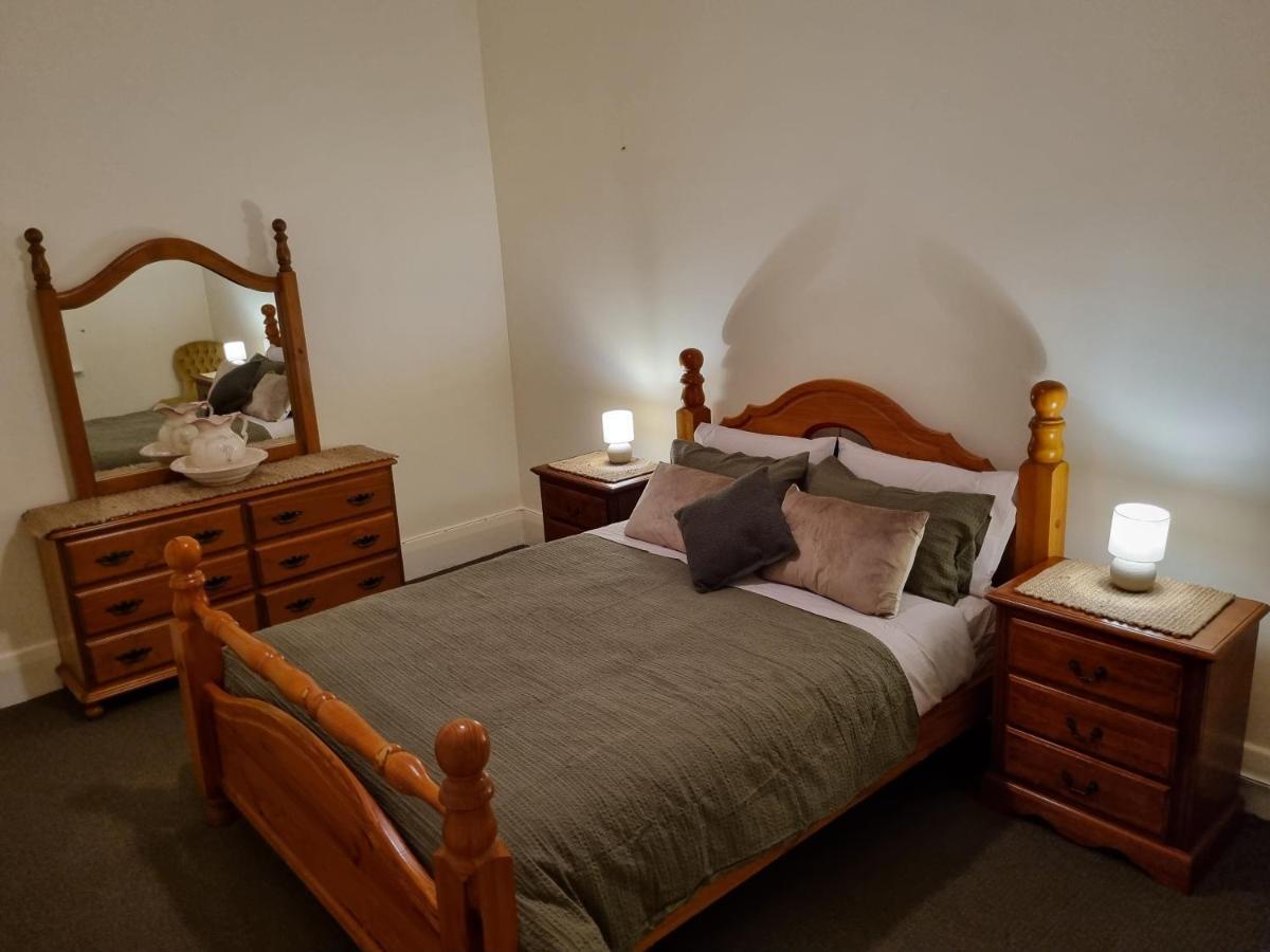 Charming 100 Yr Old In The Heart Of Holiday home Moonta