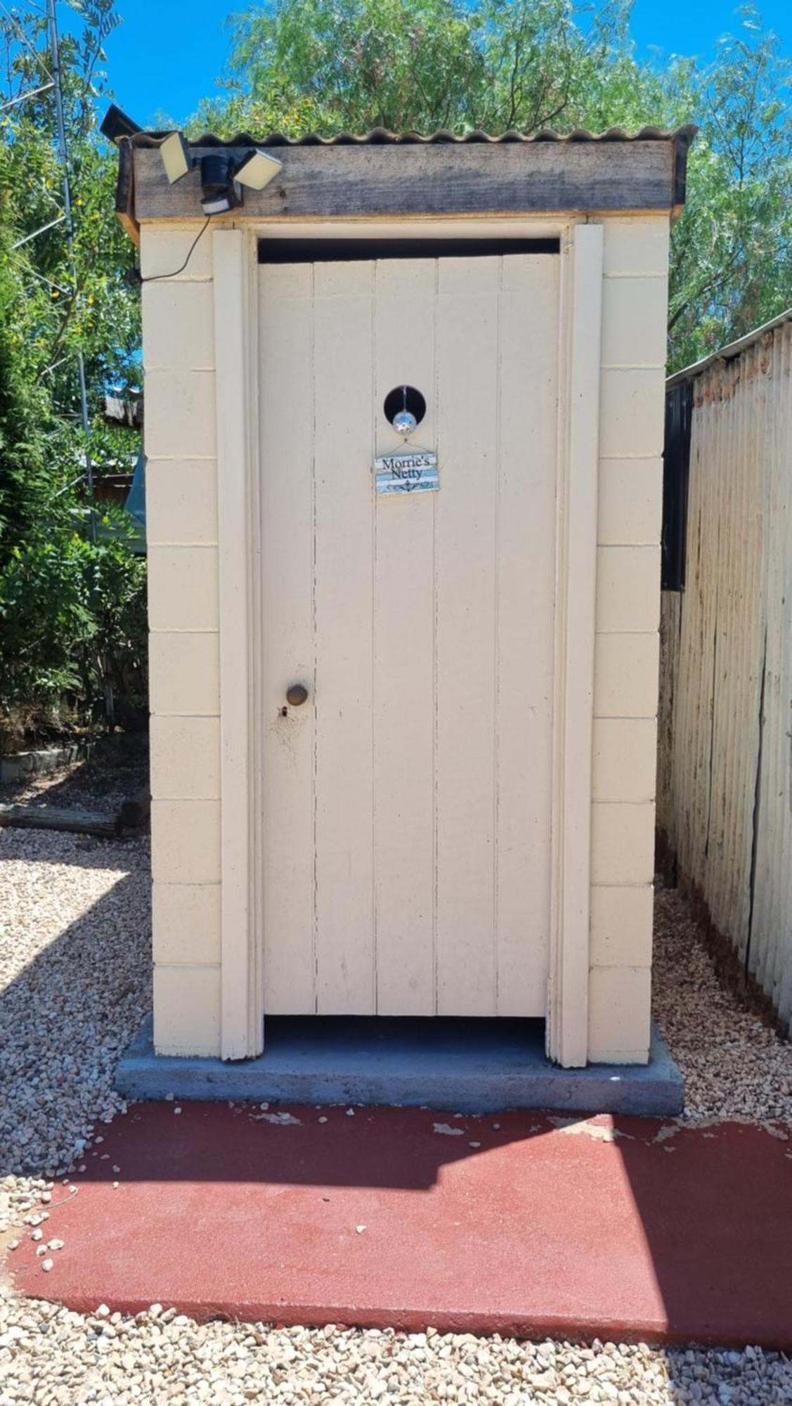 Charming 100 Yr Old In The Heart Of Holiday home